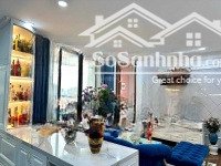 tôi bán căn hộ vinhomes gardenia, 136m2 thiết kế 4 ngủ tầng đẹp bc: đông nam full nội thất giá 14tỷ