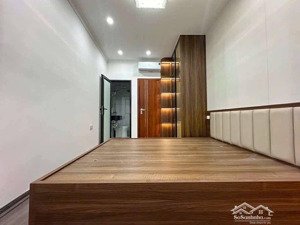 nhà ở đẹp, giá tốt phố lại xá 38m giá trên 6 tỷ.
siêu phẩm 5 tầng - ô tô đỗ cửa - lô góc thoáng