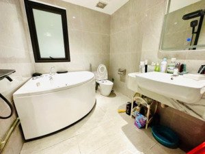 siêu phẩm nhà phố việt hưng 36m² x 5 ngõ ba gác 1 nhà ra ô tô full nội thất chỉ 7.1 tỷ