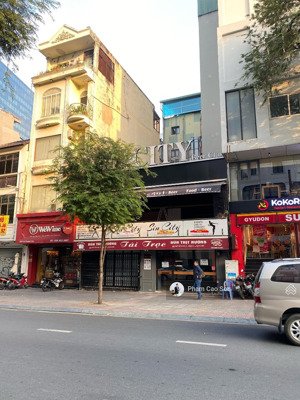 mặt tiền ngang 10m không gian mộc hiện đại, chuẩn lifestyle spot số 17 lê thánh tôn, quận 1!!!