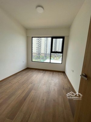 cần bán gấp căn 2pn , flora mizuki , 58m2 ,giá 3.450 tỷ. nội thất cơ bản. lh: 