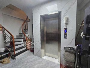 trương định hoàng mai 40m2 x 6 tầng thang máy, nhà đẹp ở ngay