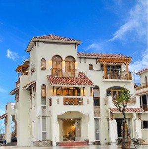 nhà phố/biệt thự biển sở hữu lâu dài tại khu đô thị biển sun group số lượng khan hiếm, mặt tiền 3/2