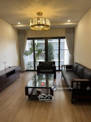 bán căn góc 3 ngủ tầng đẹp, ban công đông nam, nội thất đầy đủ, sổ đỏ sẵn giao dịch, có slot ô tô