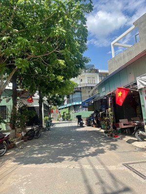 hàng hiếm bán lô đất hẻm xe hơi đường lò lu q9, 281m2 full thô cư, shr giá 9,99 tỷ