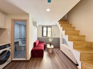 cho thuê duplex 2 tầng quận 5 nhà mới full nội thất có thang máy