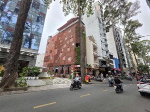 mặt tiền bùi thị xuân bến thành q. 1 dt: 4 x 24m , cn 94m2 , 3 lầu , giá chỉ 62 tỷ