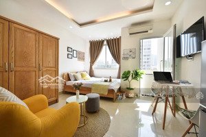 căn hộ studio ban công_giặt riêng_dọn phòng 1l/tuần_ngay bộ công an_chợ thái bình q1