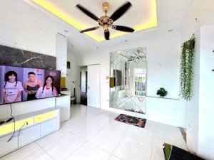 cần bán gấp nhà lô góc phân lô vip phúc xá, tây hồ ô tô đỗ