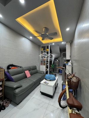 chính chủ bán nhà phúc xá ba đình ngõ thông, cách ô tô 5m, full nội thất, giá chỉ 4.8 tỷ