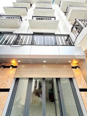 bán nr 33m2 tại hoàng mai, 8,65 tỷ, 3pn, 4wc, 5 tầng bao đẹp