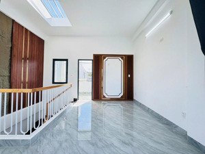 bán nhà mới 100% mt 7m5 phạm ngọc mậu- full nội thất cao cấp- trung tâm thanh khê