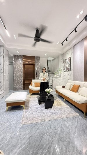 giảm 300tr! nhà đẹp hồ linh quang xây mới 7 tầng x 42m2 - giá 11.35tỷ