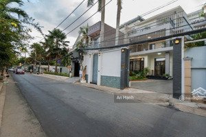 hạ giá 10 tỷ! bán biệt thự phổ quang - huỳnh lan khanh. dt 16 x 30 ( cấp 4 - sân vườn ) giá 88 tỷ