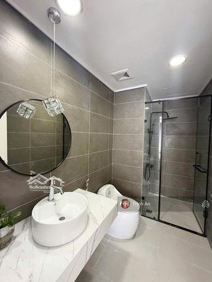 bán căn 2 ngủ t01-12 full sáng 76m², ban công nam mát mẻ, có slot ô tô, giá 11.35 tỷ