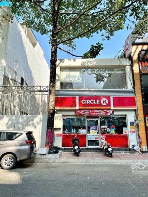 bán rất gấp nhà siêu khan hiếm mặt tiền hai bà trưng - dt: 10 x 25m - 2 lầu - giá bán: 68 tỷ tl