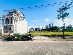 bán lô đẹp khu đầm sen nam hòa xuân b2 140 view trường đường 7m5 sạch đẹp 5ty650