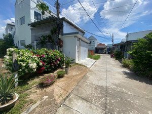 chủ gửi bán lô đất đường ô tô thông vĩnh hiệp dt 80m2 ngang 5m, full thổ cư, giá 2,1 tỷ