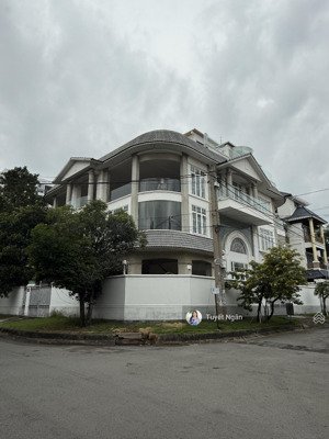 siêu khan hiếm thảo điền q2 - xd: hầm 6 tầng - 245m2 chỉ 45.9 tỷ