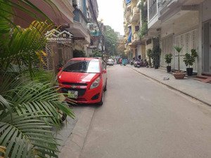 nhà trung tâm hai bà trưng, võ thị sáu 61m, 5 tầng, thang máy, ô tô đỗ gần 12.6 tỷ