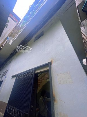 bán nhà phố cự lộc,lô góc,thanh xuân gần royalty city, giá 5,9tỷ, dt22 m2, 3tầng