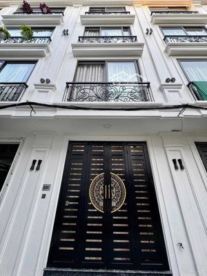 bán nhà phân lô phố yên hòa, cầu giấy,30m 5 tầng full nội thất cao cấp