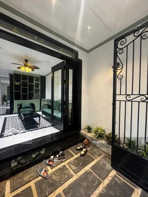 bán nhà đẹp 5 kim giang - hoàng mai, 5 tầng - 2 mặt thoáng - vf3 đỗ cửa - giá 13 tỷ