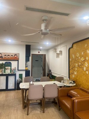 duy nhất, căn 1pn,1wc, giá 4,2 tỷ, full nt, nhà đẹp, sạch sẽ. lh: 0343,202.831