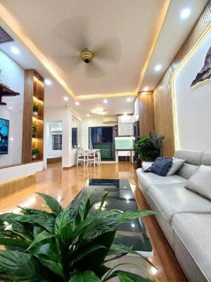 bán nhà hồ tùng mậu 41m2 dân xây lô góc giá 8.5 tỷ