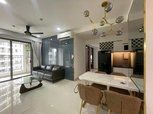 bán căn hộ 2pn 2wc quận 4 80m², full nội thất view yên tĩnh giá 8.5 tỷ.