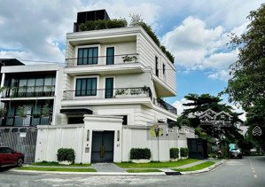 hàng kín chưa có trên thị trường. góc 2mt khu compound đường trần não. 12x16m cn: 162m. giá 55 tỷ