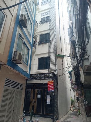 bán gấp nhà hồ tùngmậu, gần phố, dt 50m2, 5 tầng, mt 7m