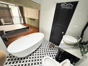 nhà đẹp kim giang thang máy mặt ngõ thông công năng đỉnh