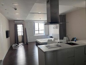 cho thuê duy nhất 1 căn 1pn tại icon 56 , đầy đủ nội thất, nhà đẹp giá 15 triệu/ tháng.