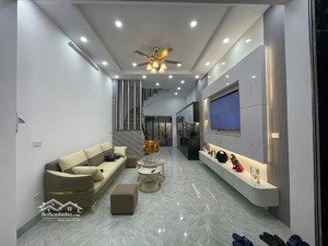 bán nhà văn cao, vài bước ra gần phố, ba gác chạy, 20m ra ô tô, full nội thất, 40m2*4t