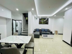 bán nhà phố tô vĩnh diện, 37m2 giá 7,8 tỷ lô góc 3 mặt thoáng