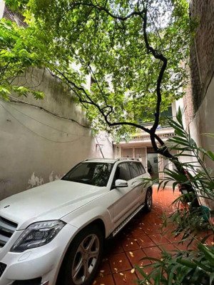 siêu phầm ;nguyễn khang cầu giấy-nhà mặt phố-kinh doanh -ô tô nằm trong nhà-taì chính 36 tỷ