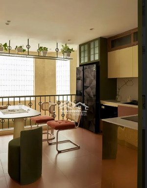 bán nhà thành thái 37.5m² 5 tầng 11 tỷ hẻm xe hơi, thang máy xịn