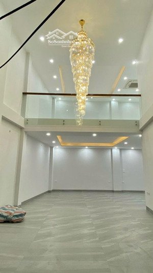 siêu vip khuất duy tiến - phân lô 70m x 9 tầng x 7m mặt tiền x 41 tỷ, toà văn phòng, ô tô tránh.