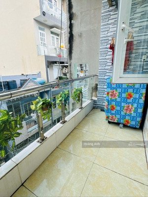 phạm văn hai sát trường sa - hẻm trước nhà 5m - 44m 3 tầng 4pn - chỉ 6t