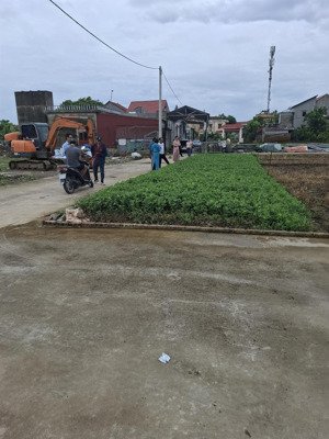 bán đất lô góc nhất trai ngay cổng trường minh tân lương tài dt 106m mt 5m nở hậu ô tô thông