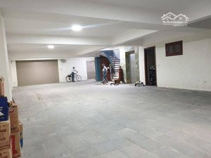 siêu phẩm! phố vip hoa bằng, 225m2 x 6 tầng, mt 9.5m, vỉa hè, ôtô tránh,ở sướng,kinh doanh cực đỉnh