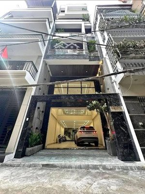 ngõ 152 võ chí công - 8 tầng thang máy - 26.5 tỷ - 2 ô tô tránh - mặt tiền 5.2m - hàng hiếm kín