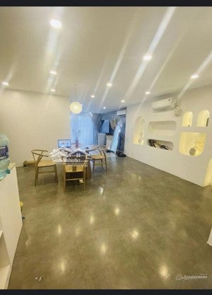 đẹp mê! trung kính. phân lô ô tô, thẳng sát phố, kinh doanh, văn phòng, tăng sản mạnh. 85m2*5t