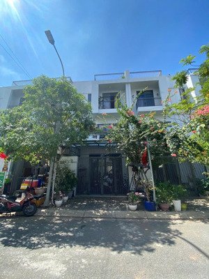 bán chdv khu dân cư lập phúc.phước kiển.giá 9.5 tỷ.xã nhà bè.