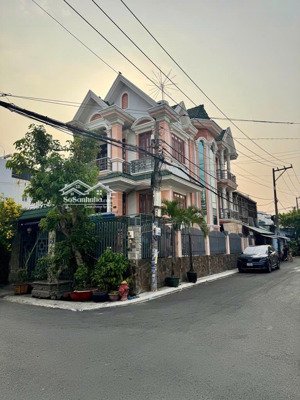 ngộp bank biệt thự 3 tầng mặt tiền đường nguyễn thị thơi phường ht q12, dt 148,2 (8,4x18) đường 12m