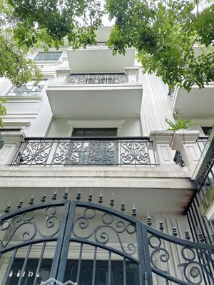 phân lô kđt đại kim, hoàng mai- vừa ở vừa kinh doanh- đầu tư giữ tiền- mặt tiền 6,3m- 71m2- 26,5 tỷ