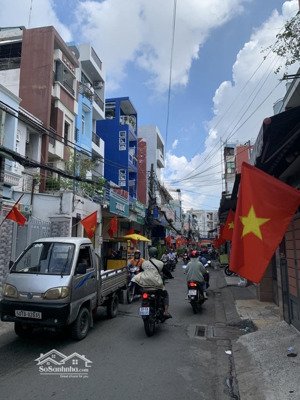 bán nhà 4 tầng mặt tiền kinh doanh, đường tân sơn nhì, sổ hoàn công dt 184m2, 6 phòng ngủ.