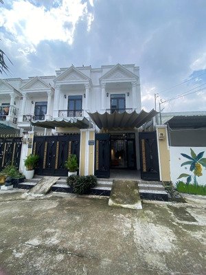 nhà 4x15m sổ riêng đường 7m thạnh lộc 15 - ngã tư ga q12 . 4.79 tỷ . lh 