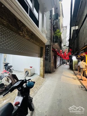 nhà đẹp hồ tùng mậu-dòng tiền ổn định-ô tô 7 chỗ vào tận nhà bán nhà hồ tùng mậu chỉ 18-19 tỷ sổ đỏ